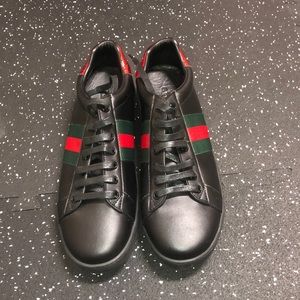 Never worn Gucci Sneakers